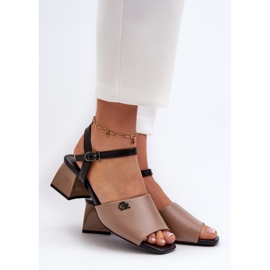 Vinceza Elegantní dámské sandály vyrobené z eko kůže na bloku, béžová Vattima béžový 2