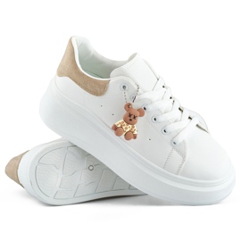 Bílé sportovní boty se silnou podrážkou a béžovým medvídkem bílý 1 Bílé sportovní boty se silnou podrážkou a béžovým medvídkem bílý 1