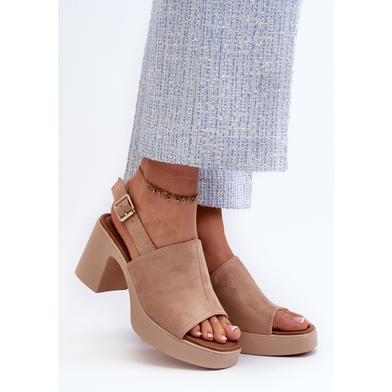 Vinceza Dámské sandály vyrobené z ekologického semiše s platformou a vysokým podpatkem, béžová vatle béžový 2