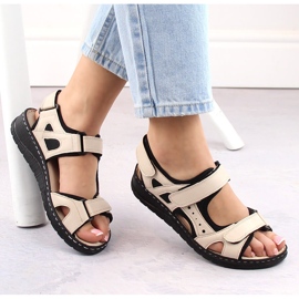 Pohodlné dámské kožené sandály na suchý zip, béžová Artiker 52C0294 béžový 1 Pohodlné dámské kožené sandály na suchý zip, béžová Artiker 52C0294 béžový 1