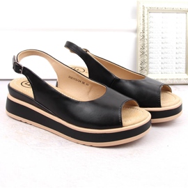 Černé kožené dámské sandály na platformě Filippo DS6153 černá 6