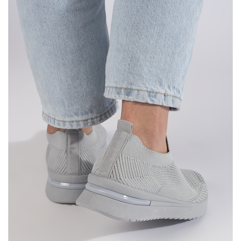 Šedé nazouvací sportovní boty šedá 2