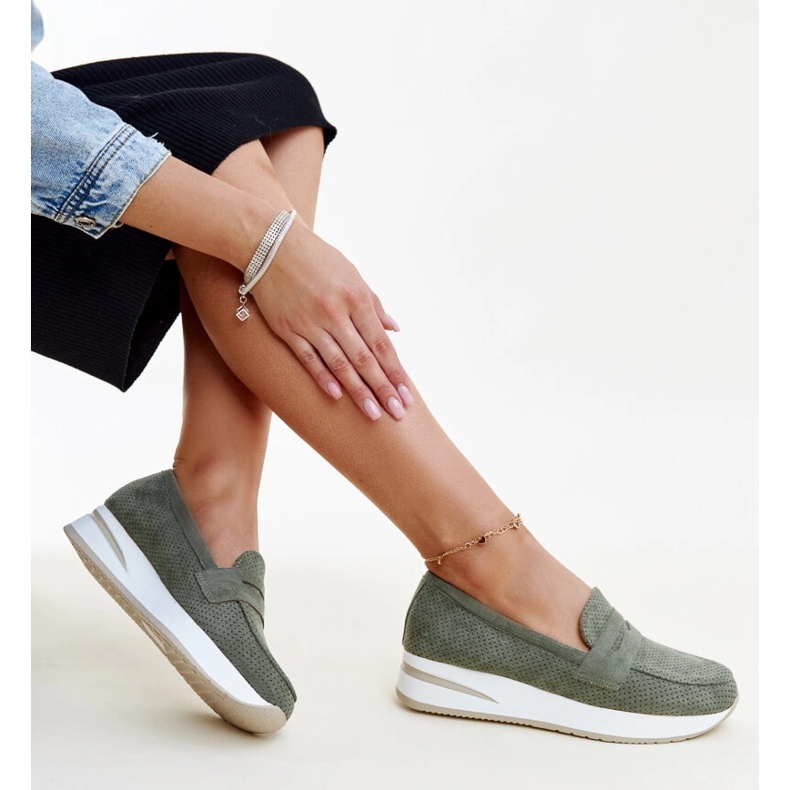 Zelené perforované boty Muna zelená 1