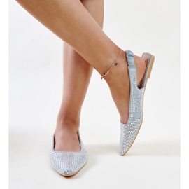 Lesklé šedé sandály s otevřeným podpatkem značky Nadiana šedá 1