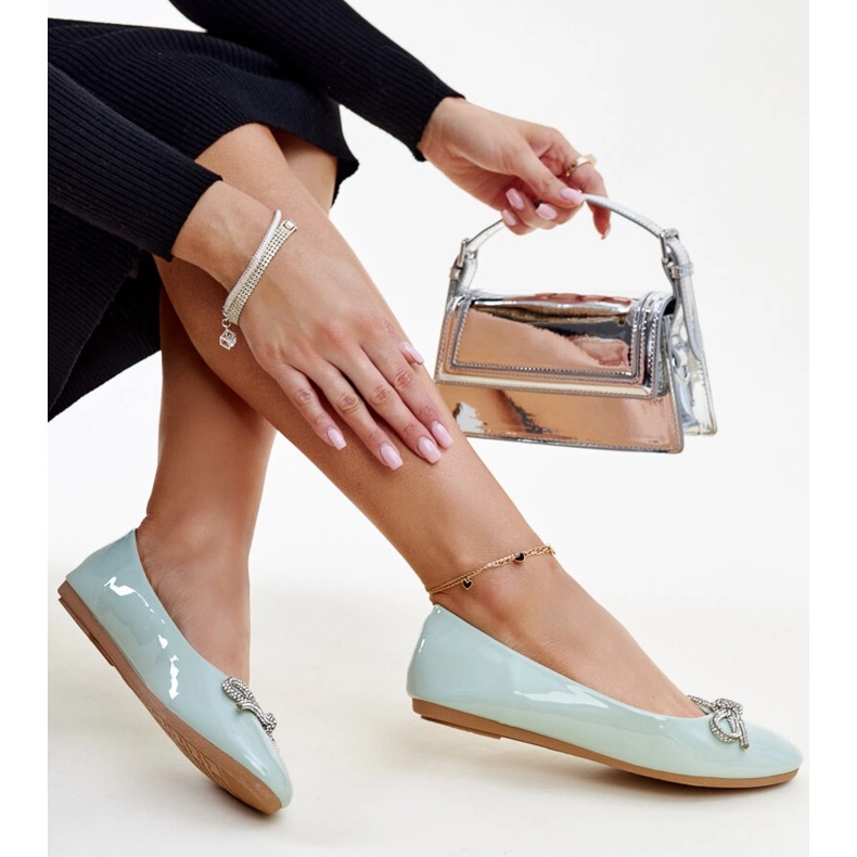 Zelené lakované balerínky s ozdobnou mašlí od Totani zelená 1