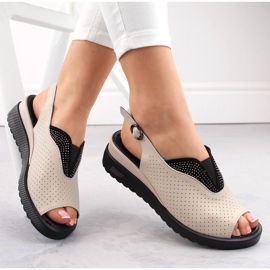 Béžové kožené prolamované sandály na klínku Filippo DS6145 béžový 1 Béžové kožené prolamované sandály na klínku Filippo DS6145 béžový 1