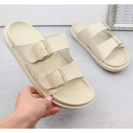 Big Star W INT2004C pěnové žabky s přezkami, béžové 1