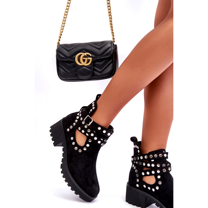 Ideal Shoes Semišové dámské kotníkové boty s ozdobnými cvočky, černá černý 4