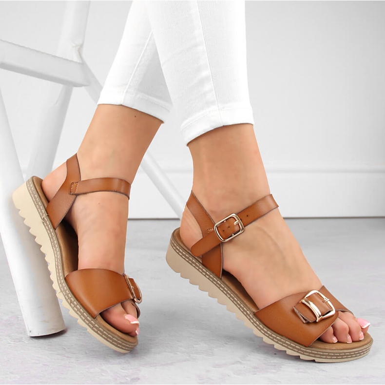 Dámské sandály na klínku s přezkou, hnědé, Sergio Leone SK078H hnědý 1