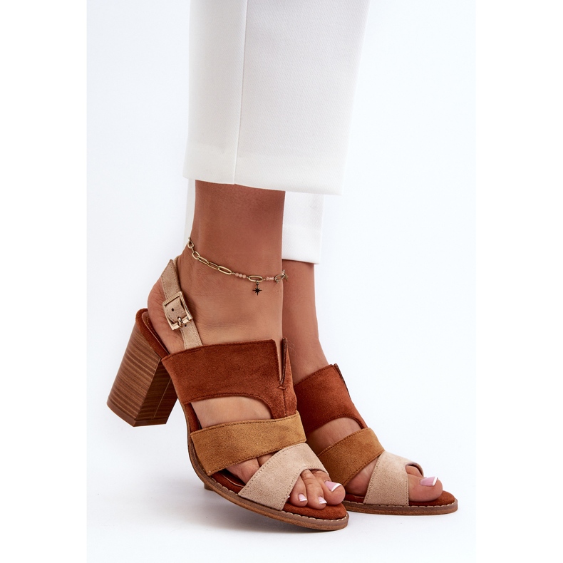 Dámské sandály vyrobené z ekologického semiše s vysokými podpatky, hnědá Qutima hnědý 2 Dámské sandály vyrobené z ekologického semiše s vysokými podpatky, hnědá Qutima hnědý 2