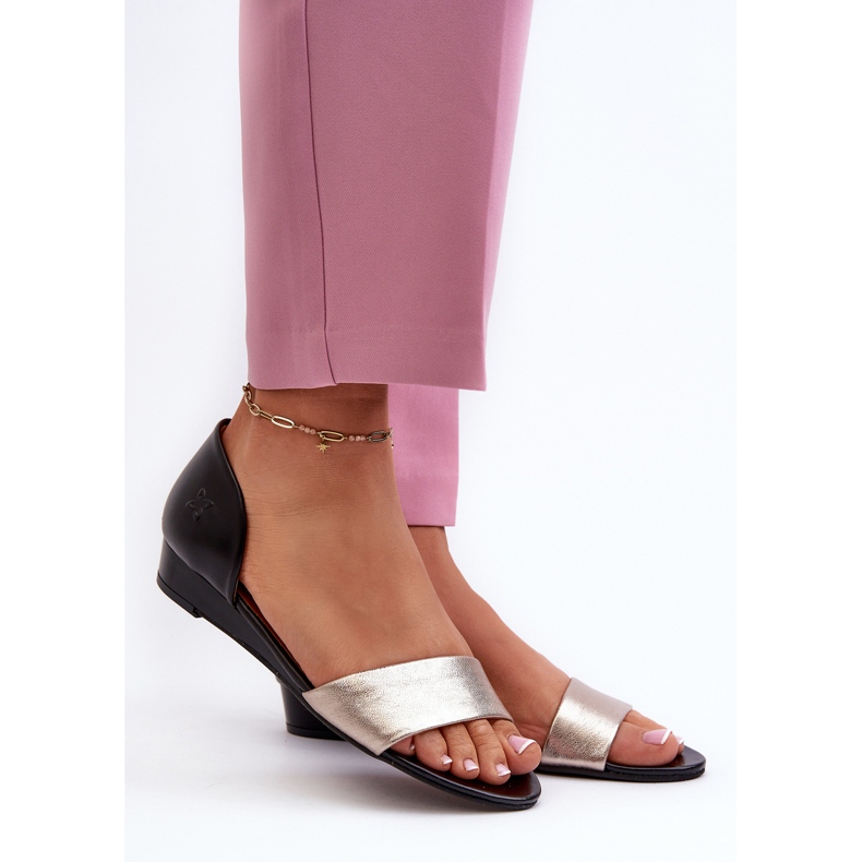 Kožené sandály Maciejka 1971-67 černá a zlatá zlatý 2