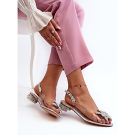 S.Barski Transparentní sandály na nízkém podpatku se stříbrným zdobením D&amp;A MR38-383 1