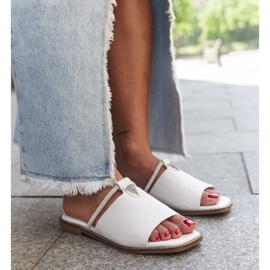 Žabky s koženou vložkou Antari bílý 1 Žabky s koženou vložkou Antari bílý 1