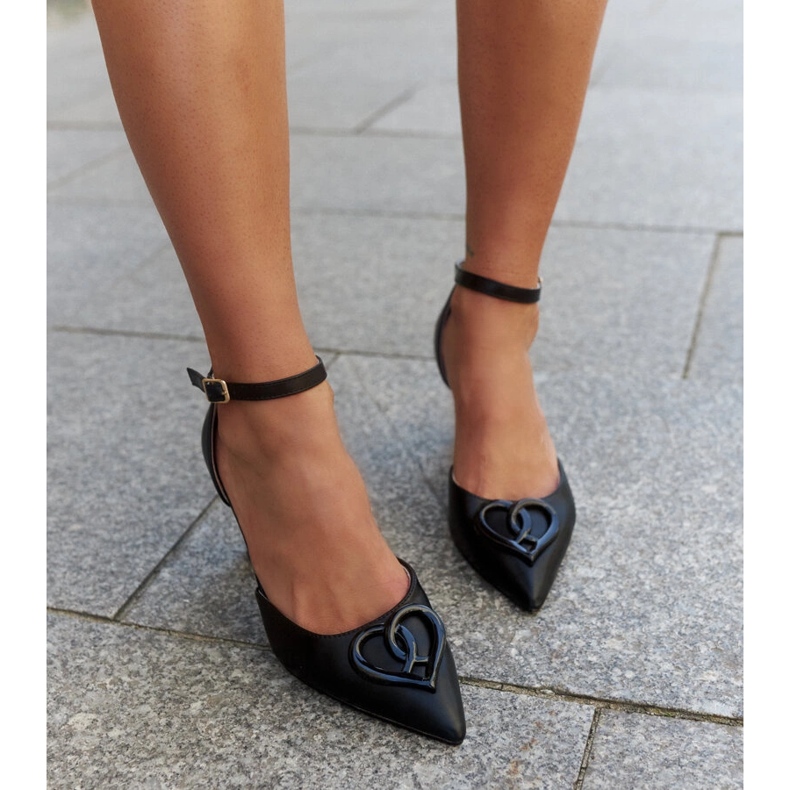 Lodičky s koženou vsadkou a nízkým jehlovým podpatkem Wasema černá 1