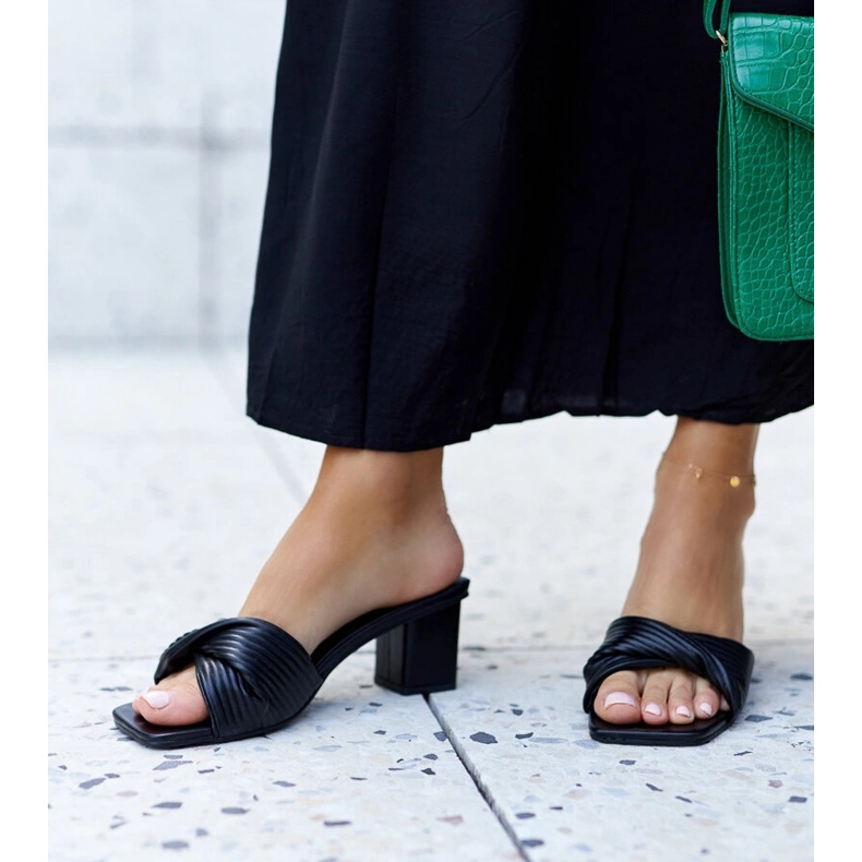 Černé žabky Batari na vysokém podpatku černý 1