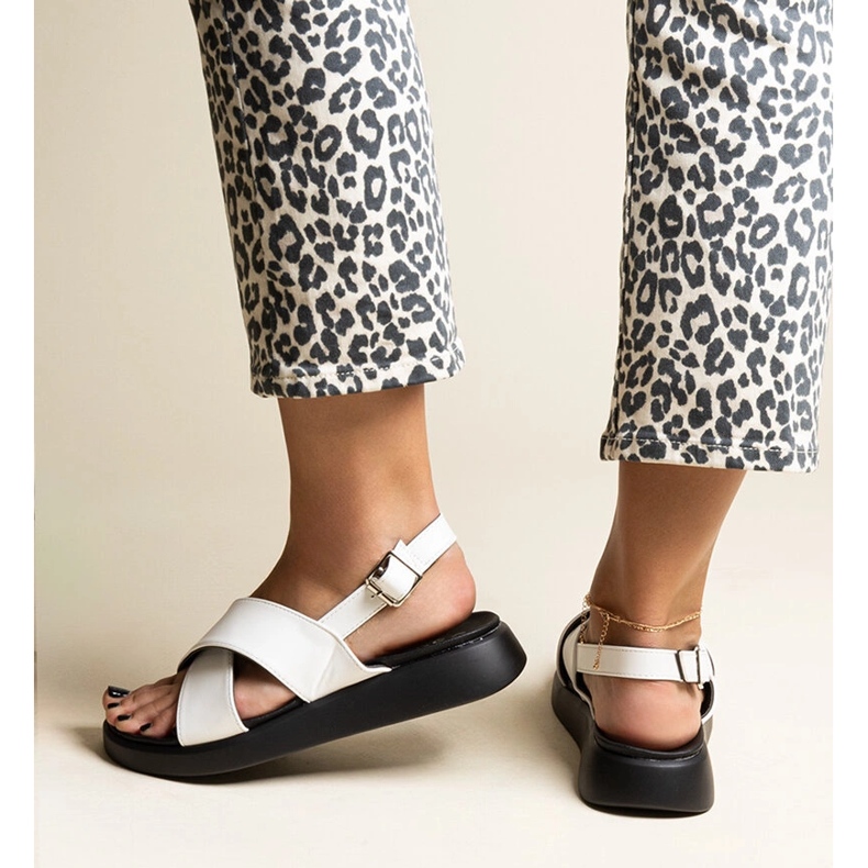 Bílé sandály na platformě Burnet bílý 1