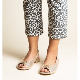 Zlaté nazouvací sandály Teyla na nízkém podpatku zlatý 1