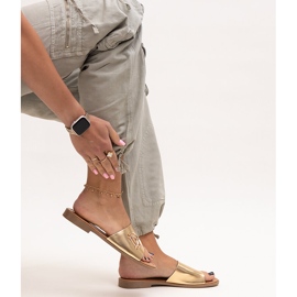 Skluzavky se zlatou přezkou Almeita zlatý 1