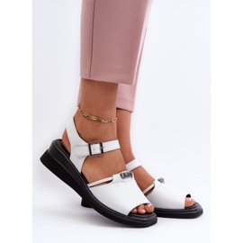 Dámské kožené sandály na klínku Vinceza 66624 White bílý 2