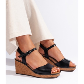 Černé dámské sandály na klínku značky Sergio Leone černá 1