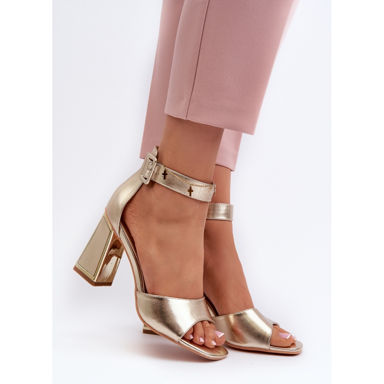 Elegantní dámské sandály na vysokém podpatku Golden Rosázara zlatý 2