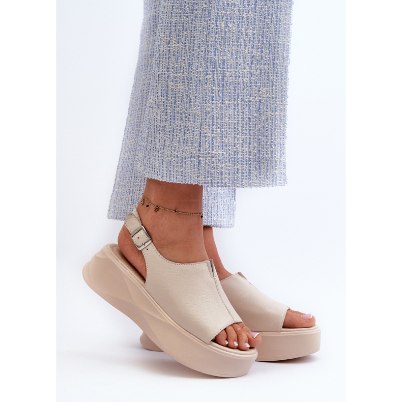 S.Barski Kožené dámské sandály na platformě D&amp;A SJ2301-2, béžová béžový 2