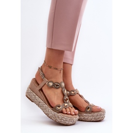 Dámské sandály na klínku s prýmkem S.Barski MY291 béžová béžový 2 Dámské sandály na klínku s prýmkem S.Barski MY291 béžová béžový 2