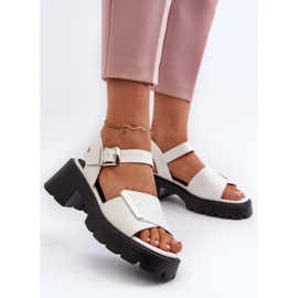 Dámské sandály z eko kůže s vysokými podpatky a platformou Vinceza 36257 White bílý 3