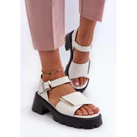 Dámské sandály z eko kůže s vysokými podpatky a platformou Vinceza 36257 White bílý 4