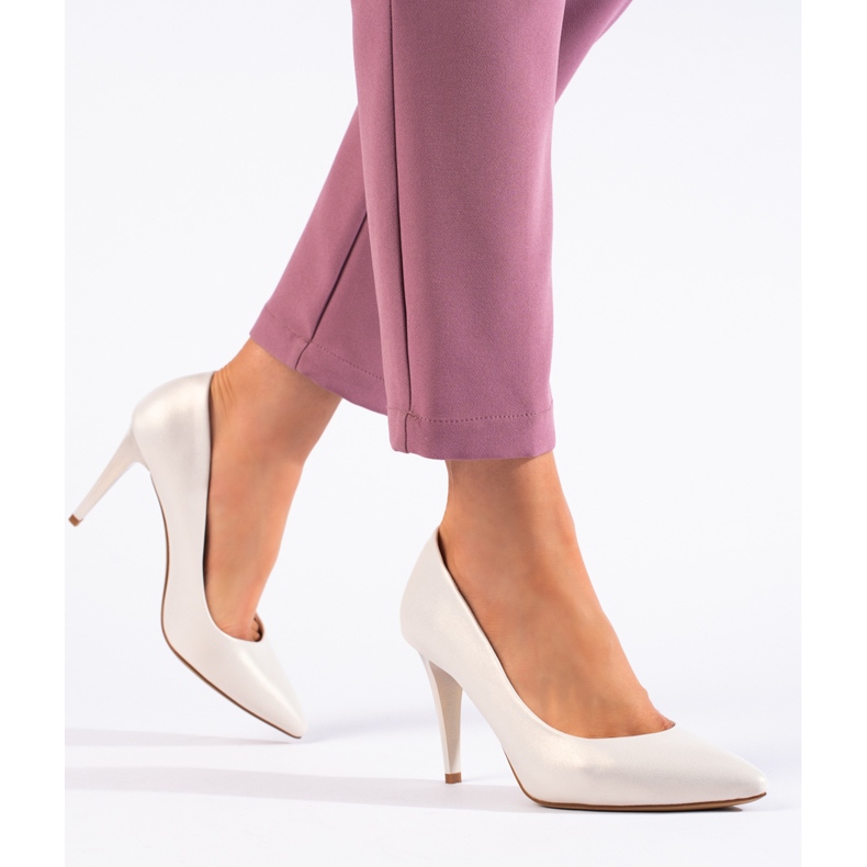 Sergio Leone Bílé perleťové lodičky na vysokém podpatku bílý 1