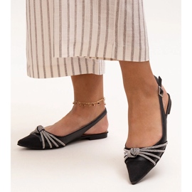 Balerínky se špičatou špičkou a kamínky Sellar černá 1