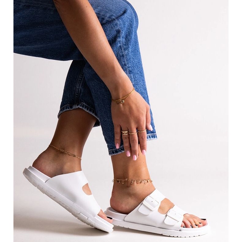 Bílé žabky Big Star NN274A751 bílý 1