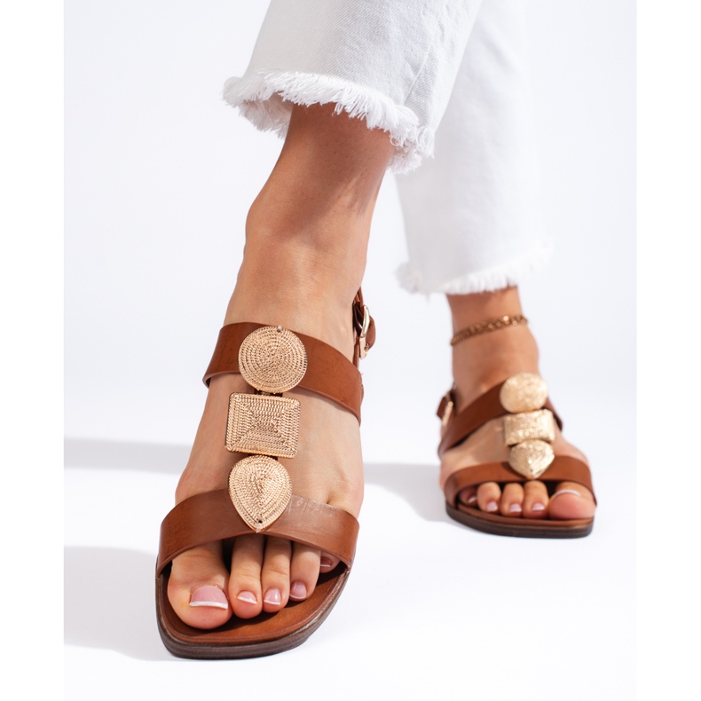 Dámské hnědé ploché sandály značky Sergio Leone hnědý 1 Dámské hnědé ploché sandály značky Sergio Leone hnědý 1