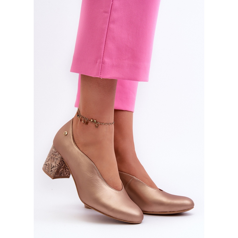 Elegantní kožené lodičky na vysokém podpatku Maciejka 06422-25 Zlatá zlatý 2 Elegantní kožené lodičky na vysokém podpatku Maciejka 06422-25 Zlatá zlatý 2