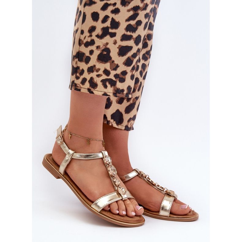 Dámské ploché sandály se zlatými dekoracemi Muridia 1