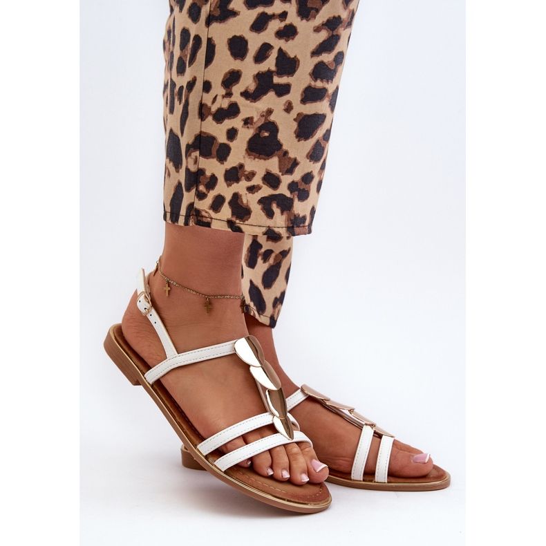 Dámské ploché sandály se zlatými ozdobami, bílá Raiva bílý 1