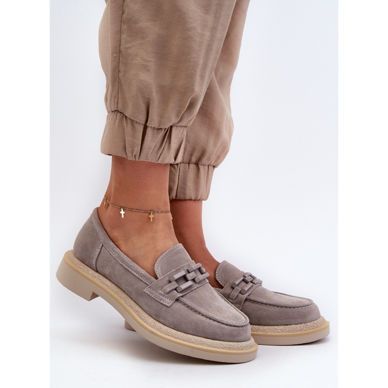 S.Barski Dámské semišové mokasíny na plochém podpatku s ozdobou D&A TW101 šedá 1 S.Barski Dámské semišové mokasíny na plochém podpatku s ozdobou D&A TW101 šedá 1