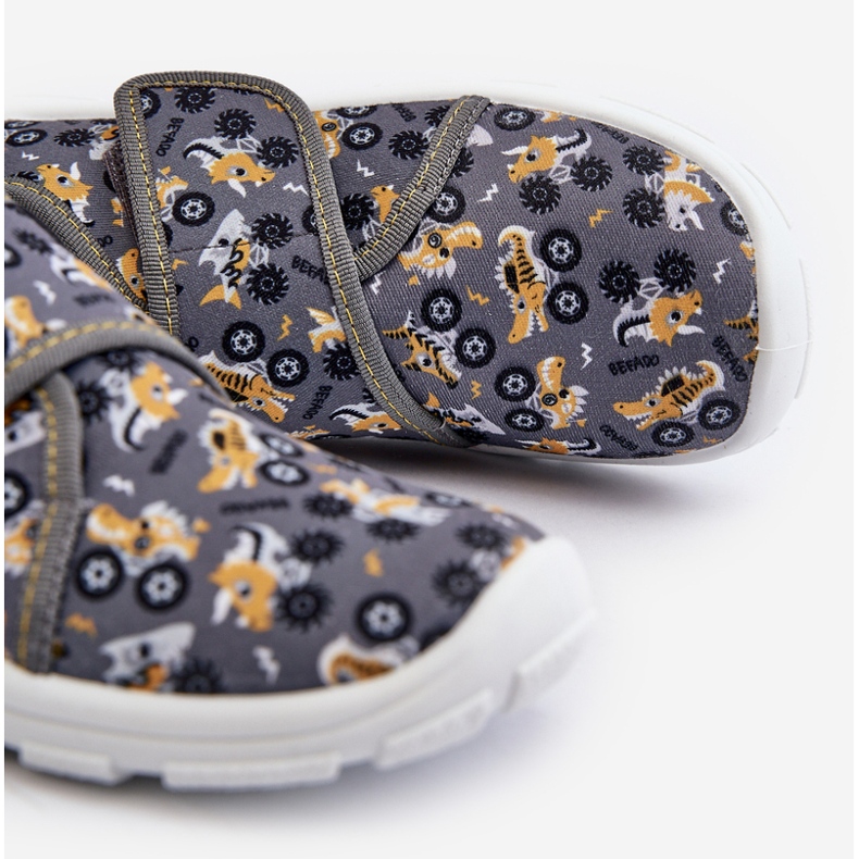 Pohodlné chlapecké pantofle na suchý zip Befado 974Y552 Grey šedá 2 Pohodlné chlapecké pantofle na suchý zip Befado 974Y552 Grey šedá 2