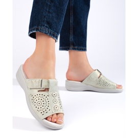 Dámské prolamované žabky na pohodlném klínku šedá 2