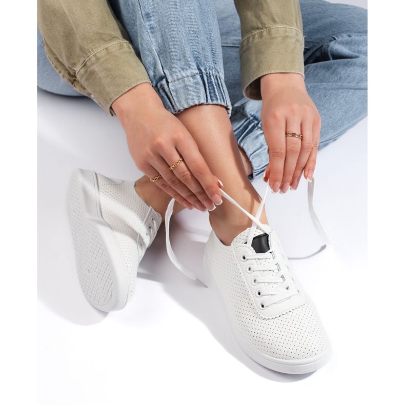 Seastar Dámské bílé prolamované boty na šněrování bílý 1