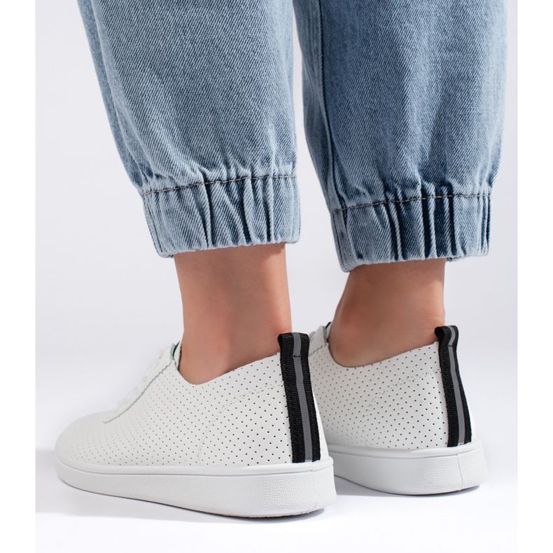 Seastar Dámské bílé prolamované boty na šněrování bílý 2