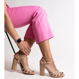 Béžové sandály na vysokém podpatku značky Mikaii béžový 1