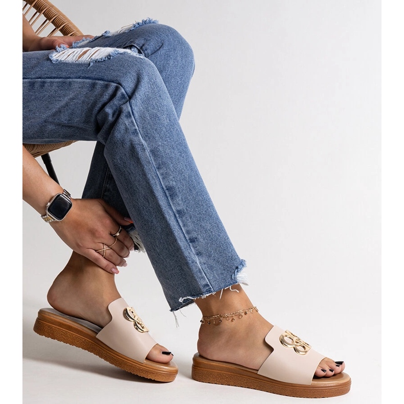 Béžové žabky s ozdobnou Jinan sponou béžový 1