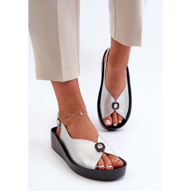 Kožené dámské sandály na klínku a platformě S.Barski KV27-020 stříbrná stříbrný 2