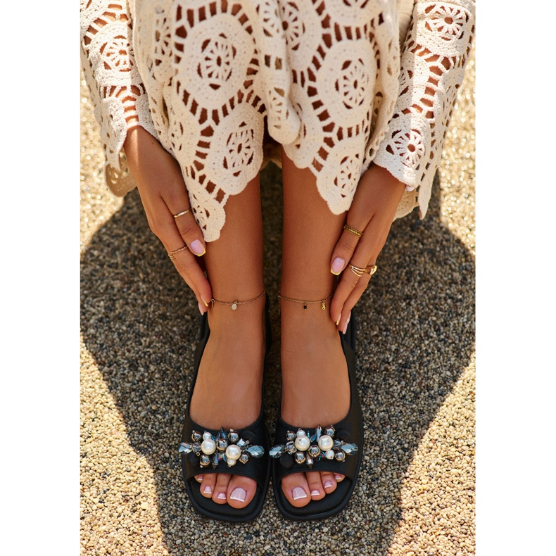 Dámské sandály s ozdobami S.Barski KV27-004 Černá 1