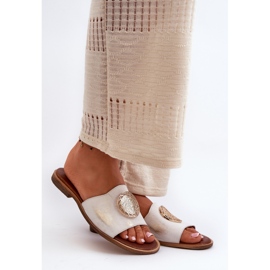 Kožené žabky Zazoo 2938 na plochém podpatku se zlatým zdobením, kartáčované 1