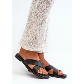 Dámské žabky na plochém podpatku vyrobené z eko kůže S.Barski KV27-002 Černá 1