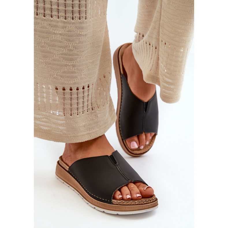 Pohodlné dámské žabky vyrobené z eko kůže Inblu GS0003I1 Black černá 1