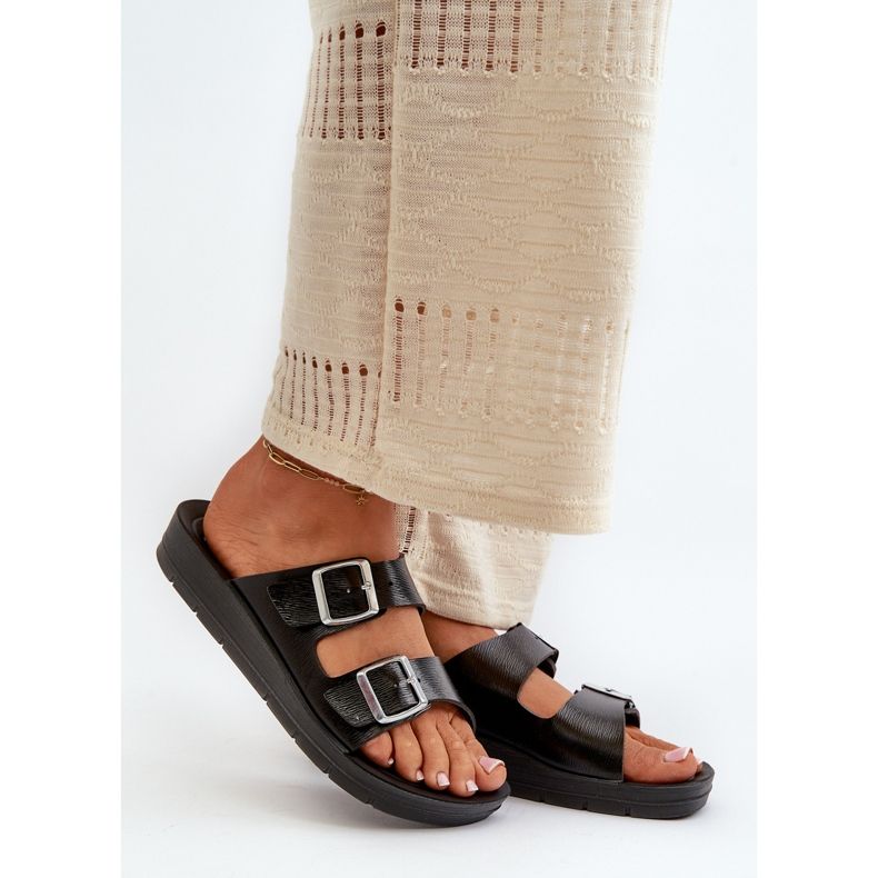 Pohodlné dámské žabky s přezkami Inblu CP000034 Black černá 2