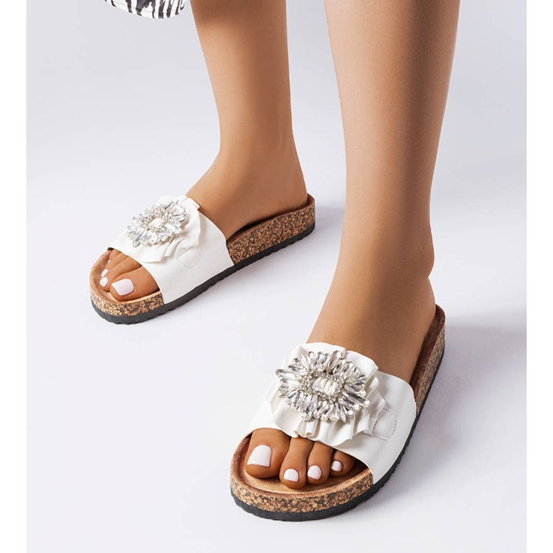 Bílé pantofle s korkovou podrážkou od Roye bílý 1